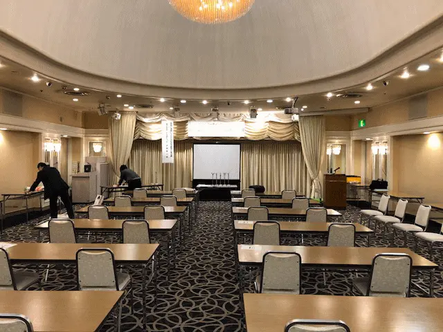 地方銀行主催イベントの講演会場全体の様子